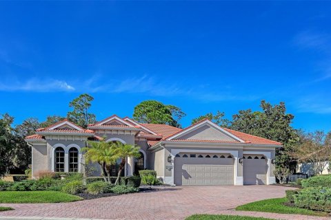 House in Sarasota, Florida 4 bedrooms, 267 sq.m. № 2095205