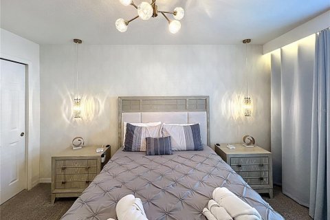 Touwnhouse à vendre à Kissimmee, Floride: 5 chambres, 213.12 m2 № 2105584 - photo 26