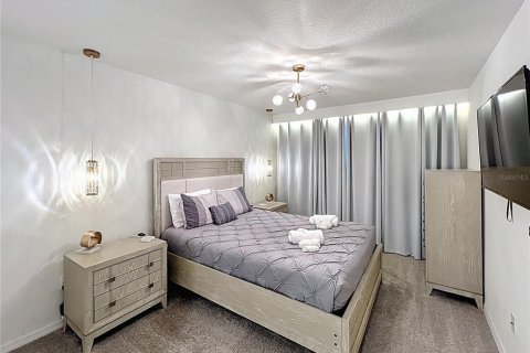 Touwnhouse à vendre à Kissimmee, Floride: 5 chambres, 213.12 m2 № 2105584 - photo 23