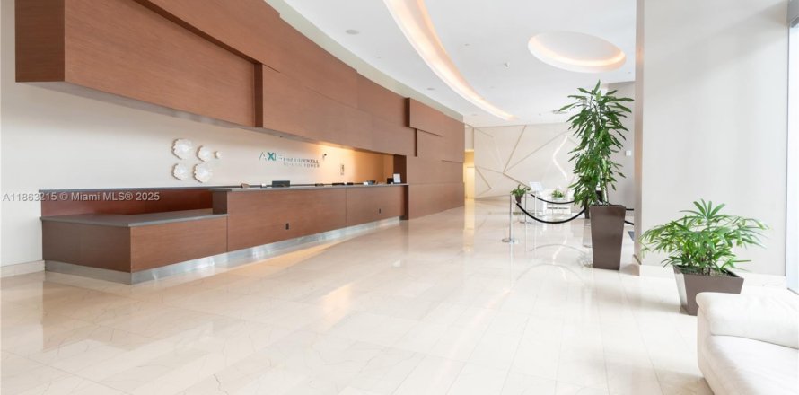 Кондоминиум с 2 спальнями в Майами, Флорида № 1979870