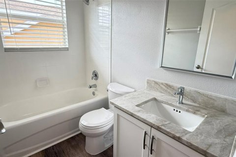 Adosado en venta en Tampa, Florida, 3 dormitorios, 135.17 m2 № 1841735 - foto 28