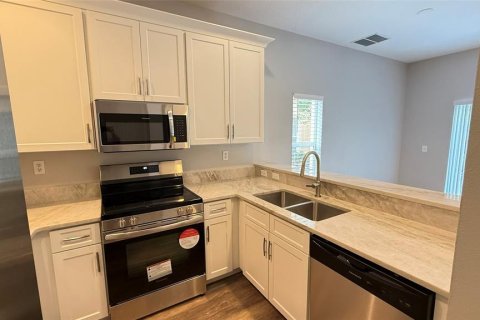 Adosado en venta en Tampa, Florida, 3 dormitorios, 135.17 m2 № 1841735 - foto 8