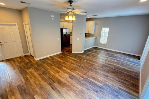 Adosado en venta en Tampa, Florida, 3 dormitorios, 135.17 m2 № 1841735 - foto 16