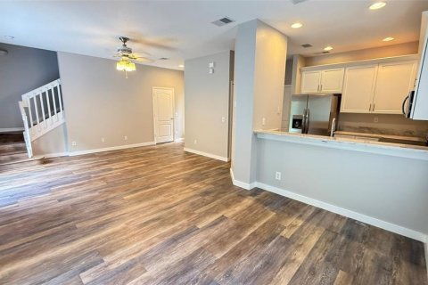 Adosado en venta en Tampa, Florida, 3 dormitorios, 135.17 m2 № 1841735 - foto 12