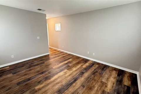 Adosado en venta en Tampa, Florida, 3 dormitorios, 135.17 m2 № 1841735 - foto 30