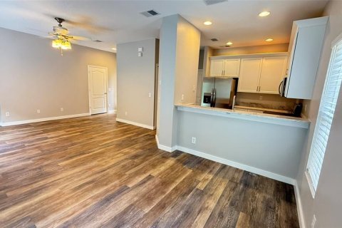 Adosado en venta en Tampa, Florida, 3 dormitorios, 135.17 m2 № 1841735 - foto 11