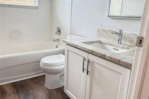 Adosado en venta en Tampa, Florida, 3 dormitorios, 135.17 m2 № 1841735 - foto 27