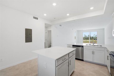 Condo in Venice, Florida, 2 bedrooms in WELLEN PARK № 2156798 - photo 7