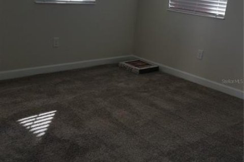 Townhouse in Winter Garden, Florida 3 bedrooms, 159.51 sq.m. № 1800343 - photo 5