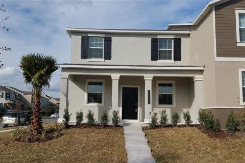 Townhouse in Winter Garden, Florida 3 bedrooms, 159.51 sq.m. № 1800343 - photo 1