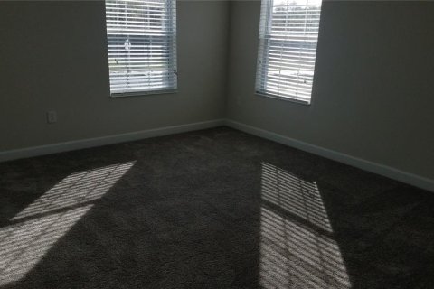 Townhouse in Winter Garden, Florida 3 bedrooms, 159.51 sq.m. № 1800343 - photo 14