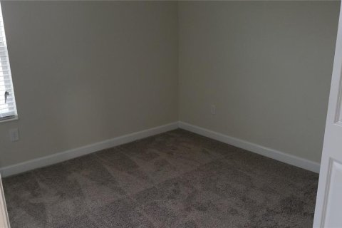 Townhouse in Winter Garden, Florida 3 bedrooms, 159.51 sq.m. № 1800343 - photo 17