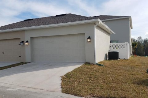 Townhouse in Winter Garden, Florida 3 bedrooms, 159.51 sq.m. № 1800343 - photo 20