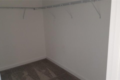 Townhouse in Winter Garden, Florida 3 bedrooms, 159.51 sq.m. № 1800343 - photo 15