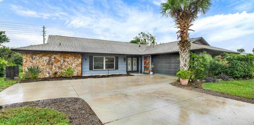 Villa ou maison à Hudson, Floride 3 chambres, 174.1 m2 № 2408046