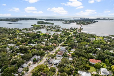 Casa en alquiler en Sarasota, Florida, 4 dormitorios, 264.49 m2 № 1670169 - foto 3