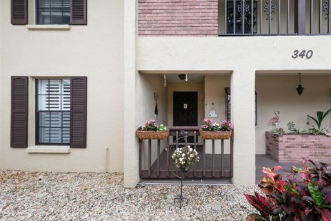 Condo in Venice, Florida, 2 bedrooms  № 1569944 - photo 9