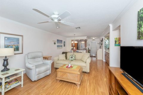 Condo in Venice, Florida, 2 bedrooms  № 1569944 - photo 15
