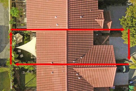 Touwnhouse à vendre à Miami, Floride: 3 chambres, 147.99 m2 № 1996949 - photo 30