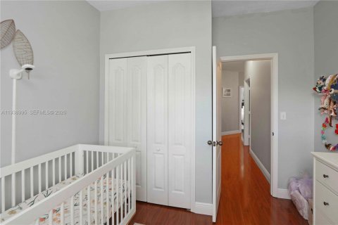 Touwnhouse à vendre à Miami, Floride: 3 chambres, 147.99 m2 № 1996949 - photo 24