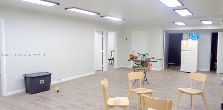 Immobilier commercial à Fort Lauderdale, Floride № 643999