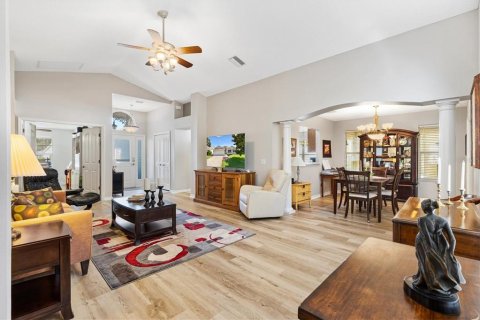 Villa ou maison à vendre à The Villages, Floride: 3 chambres, 161 m2 № 1876065 - photo 8