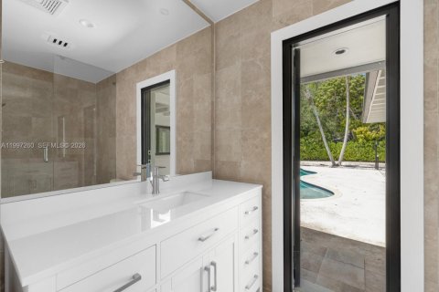 Купить виллу или дом в Пальметто-Бей, Флорида 4 спальни, 201.04м2, № 2060400 - фото 14