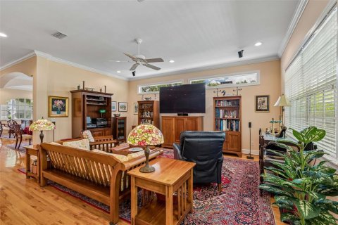 House in Tampa, Florida 4 bedrooms, 330.64 sq.m. № 2408607 - photo 26