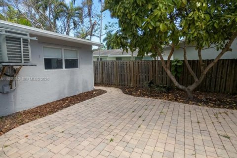 Casa en venta en Hallandale Beach, Florida, 3 dormitorios, 122.45 m2 № 2045557 - foto 11