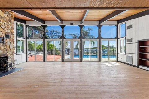 Casa en venta en Winter Haven, Florida, 4 dormitorios, 245.31 m2 № 1900541 - foto 5