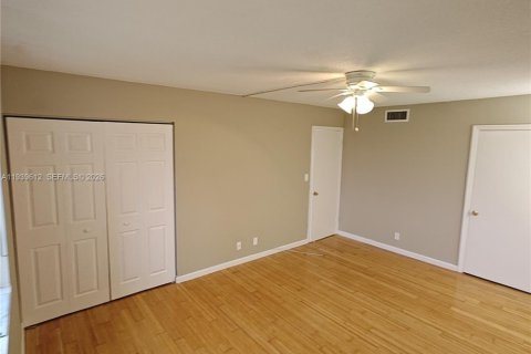 Купить кондоминиум в Лодерхилл, Флорида 2 спальни, 106.65м2, № 1999704 - фото 12