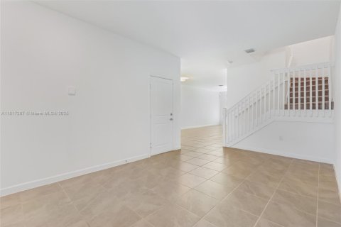 Townhouse in Homestead, Florida 3 bedrooms, 169.73 sq.m. № 1772478 - photo 3