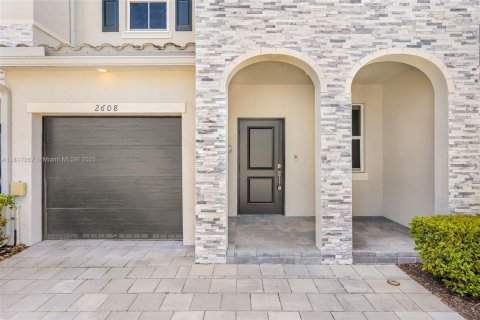 Townhouse in Homestead, Florida 3 bedrooms, 169.73 sq.m. № 1772478 - photo 2