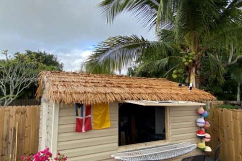 Villa ou maison à louer à Fort Lauderdale, Floride: 2 chambres, 124.95 m2 № 2032536 - photo 30