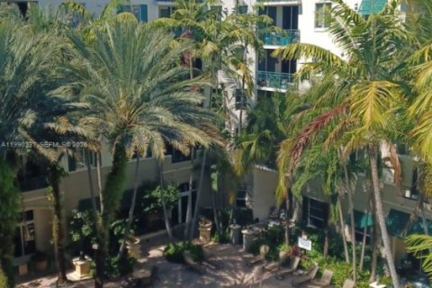 Condominio en Plantation, Florida, 2 dormitorios  № 2057633