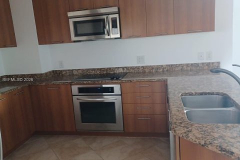 Condominio en alquiler en Plantation, Florida, 2 dormitorios, 106.28 m2 № 2057633 - foto 5