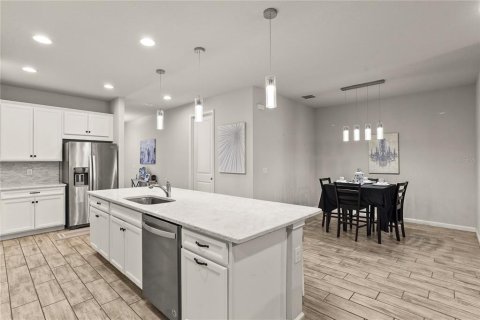 Villa ou maison à vendre à Valrico, Floride: 4 chambres, 220.92 m2 № 1825073 - photo 10