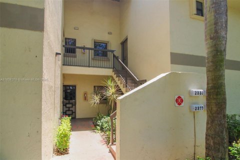 Condominio en venta en Coconut Creek, Florida, 2 dormitorios, 90.86 m2 № 1823946 - foto 13