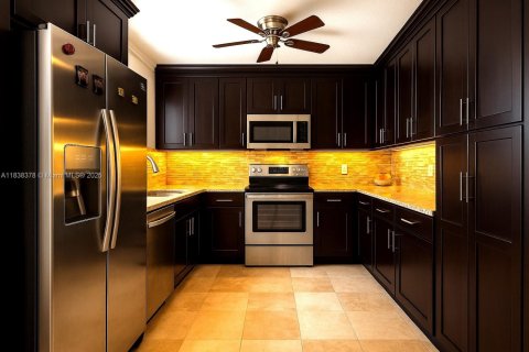 Condominio en venta en Coconut Creek, Florida, 2 dormitorios, 90.86 m2 № 1823946 - foto 3