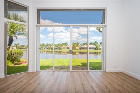 Casa en venta en Weston, Florida, 4 dormitorios, 257.06 m2 № 1825880 - foto 4