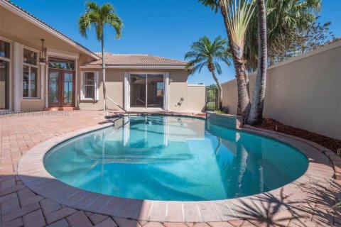 Casa en venta en Weston, Florida, 4 dormitorios, 257.06 m2 № 1825880 - foto 20
