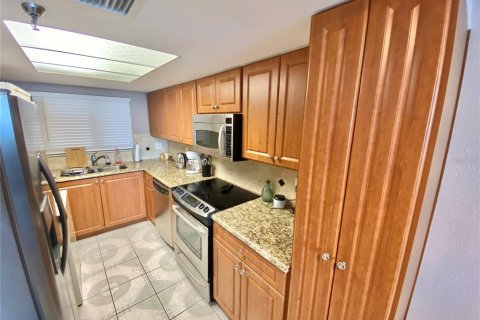 Condominio en alquiler en Hudson, Florida, 2 dormitorios, 88.26 m2 № 1057255 - foto 4