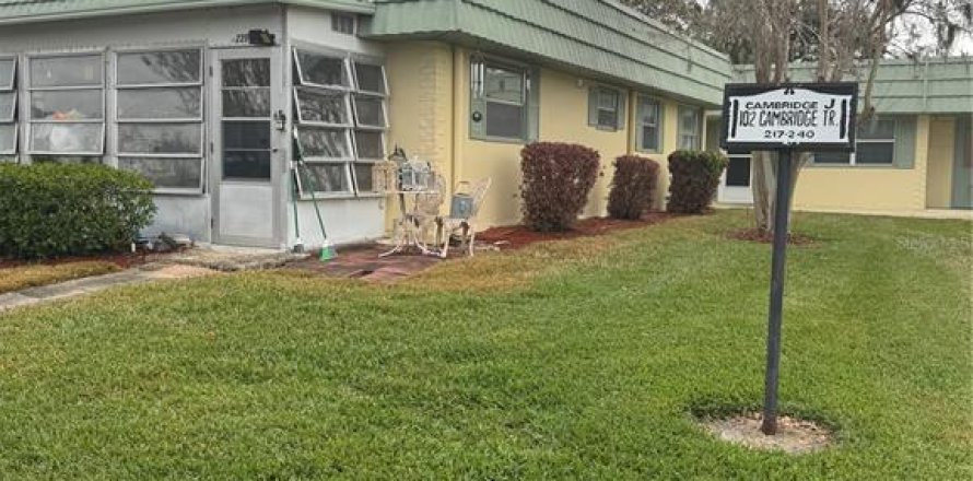 Condo in Sun City Center, Florida, 2 bedrooms  № 1734070