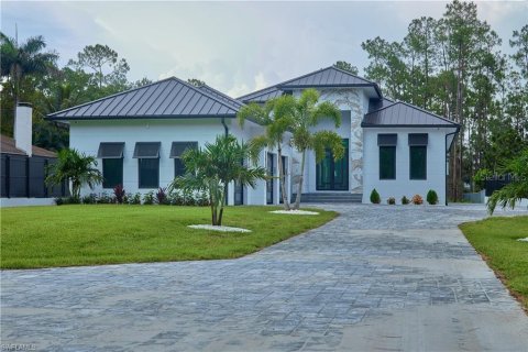 Casa en venta en Naples, Florida, 4 dormitorios, 323.95 m2 № 1827290 - foto 3