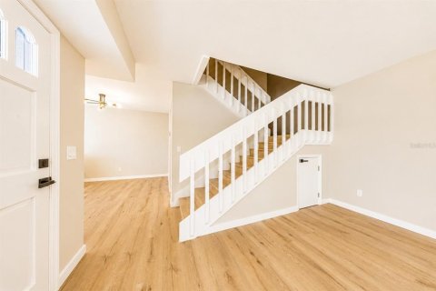 Townhouse in Orlando, Florida 3 bedrooms, 161.28 sq.m. № 2203287 - photo 6