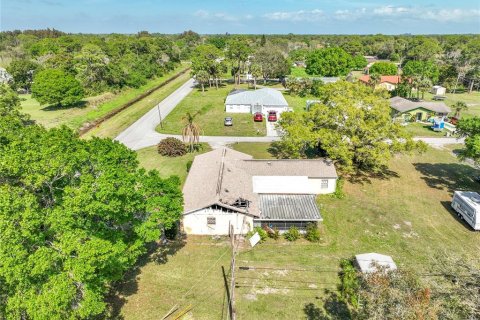 House in St. Lucie, Florida 3 bedrooms, 188.96 sq.m. № 1854433 - photo 15