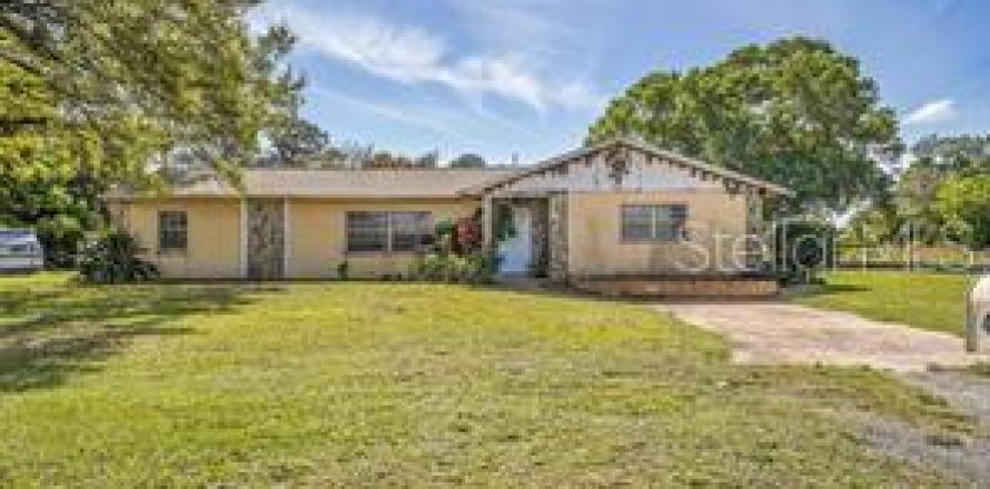 House in St. Lucie, Florida 3 bedrooms, 188.96 sq.m. № 1854433