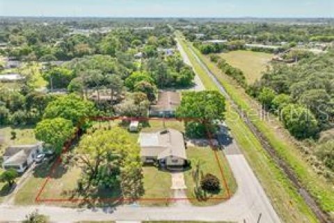 House in St. Lucie, Florida 3 bedrooms, 188.96 sq.m. № 1854433 - photo 11