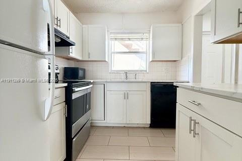 Снять в аренду кондоминиум в Дирфилд-Бич, Флорида 2 спальни, 92.9м2, № 1967250 - фото 4