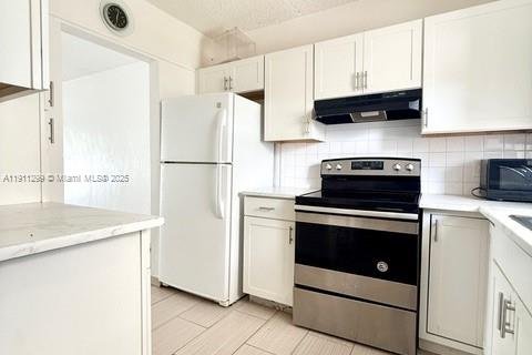 Снять в аренду кондоминиум в Дирфилд-Бич, Флорида 2 спальни, 92.9м2, № 1967250 - фото 3